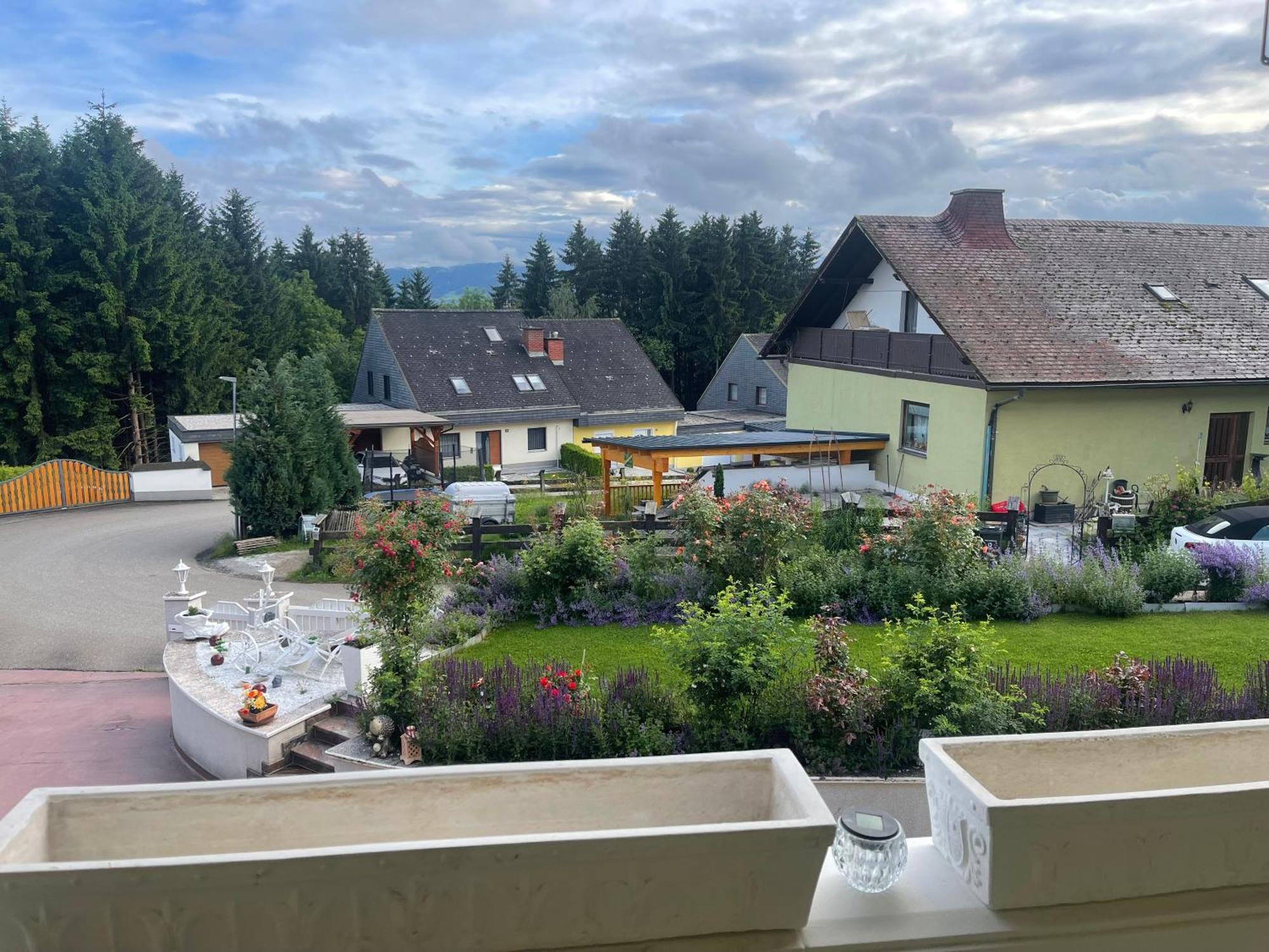 Villa Am Red Bull Ring In Spielberg Spielberg Bei Knittelfeld Buitenkant foto